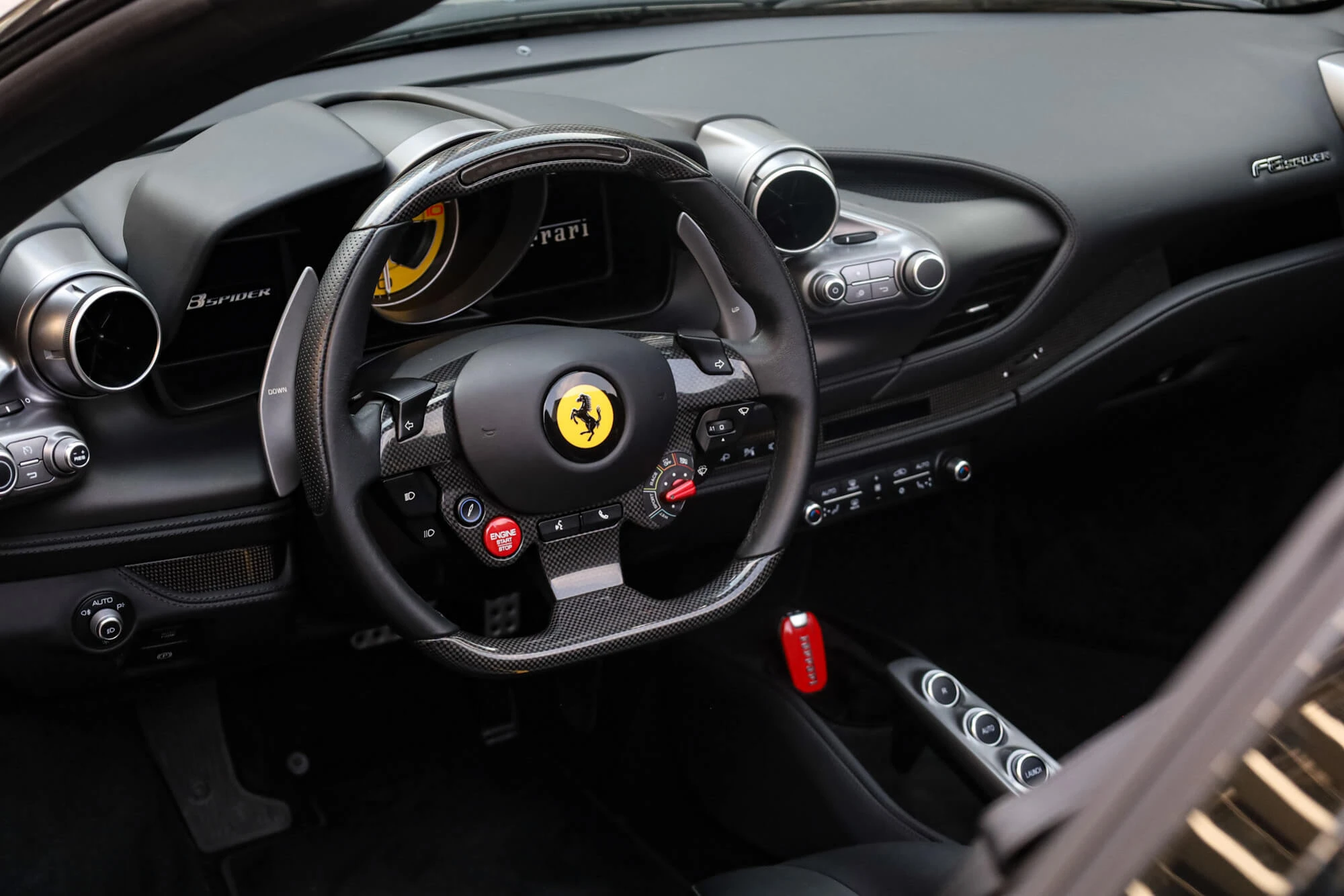 Ferrari F8 Siyah