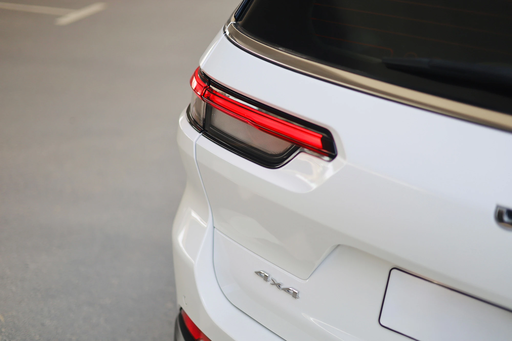 Jeep Grand Cherokee White