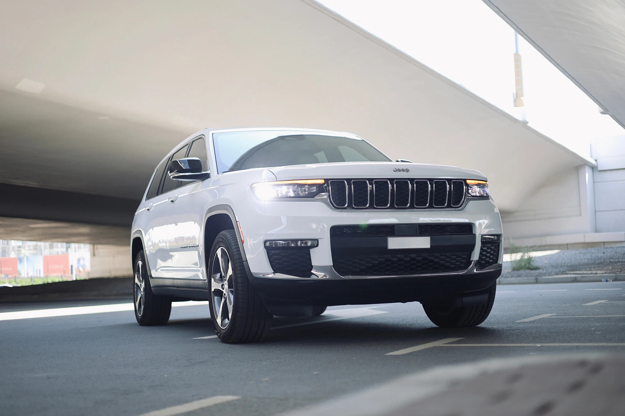 Jeep Grand Cherokee White