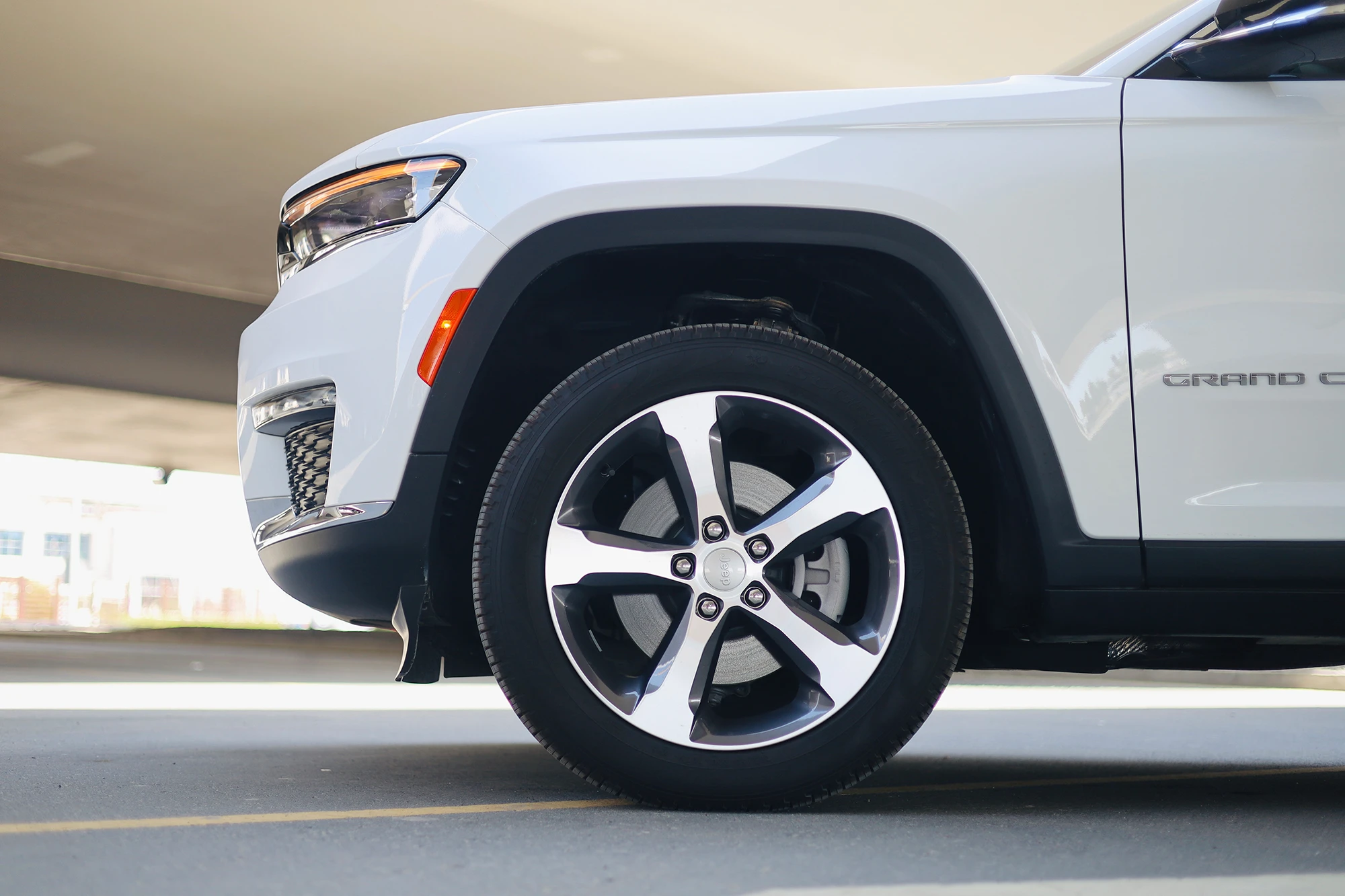 Jeep Grand Cherokee White