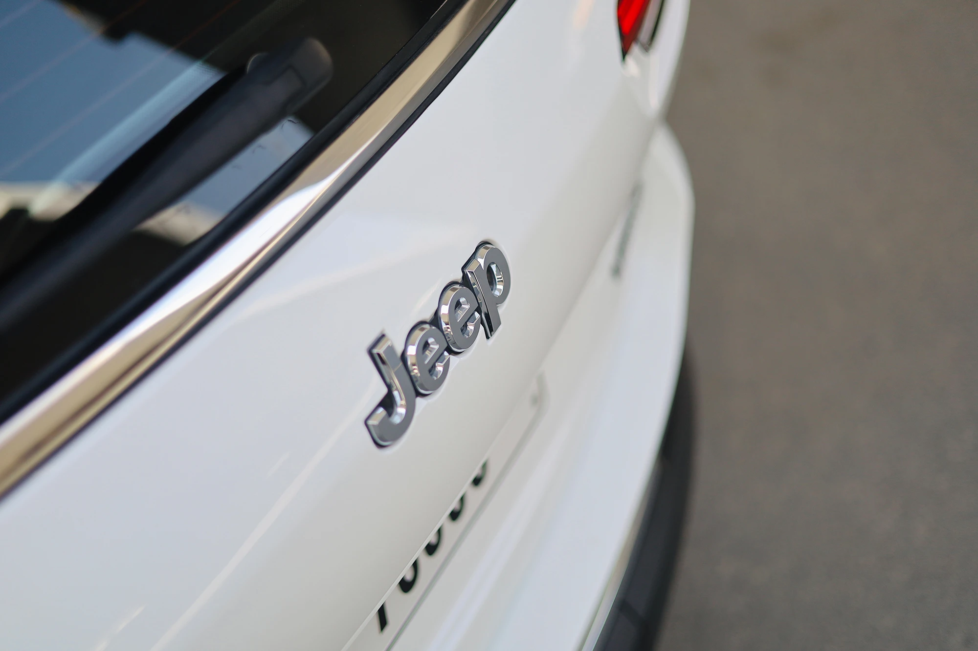 Jeep Grand Cherokee White