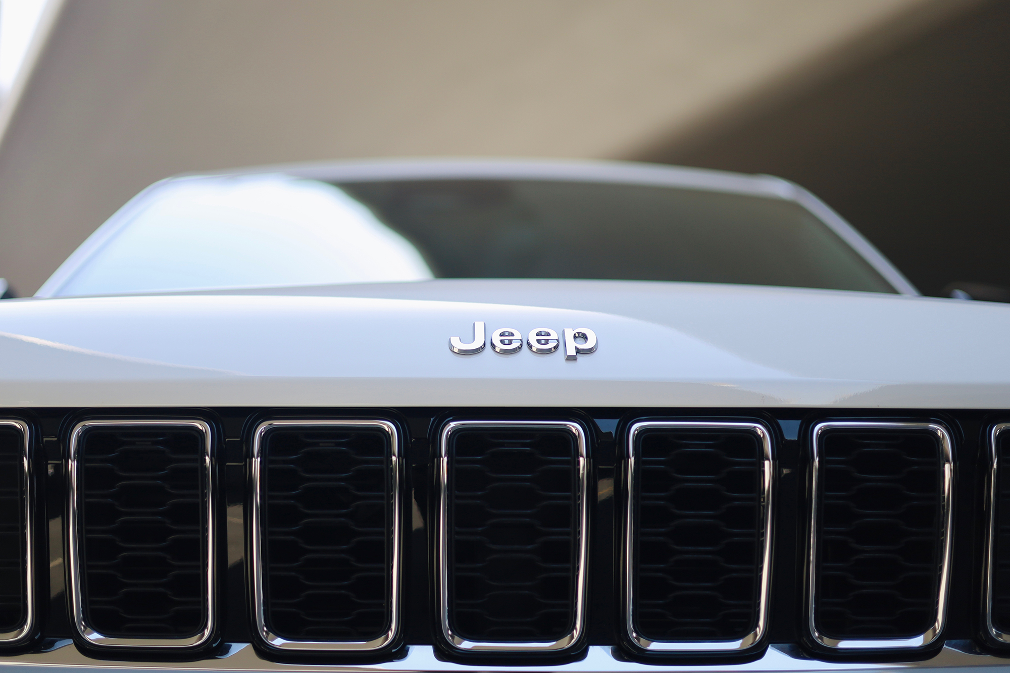 Jeep Grand Cherokee White