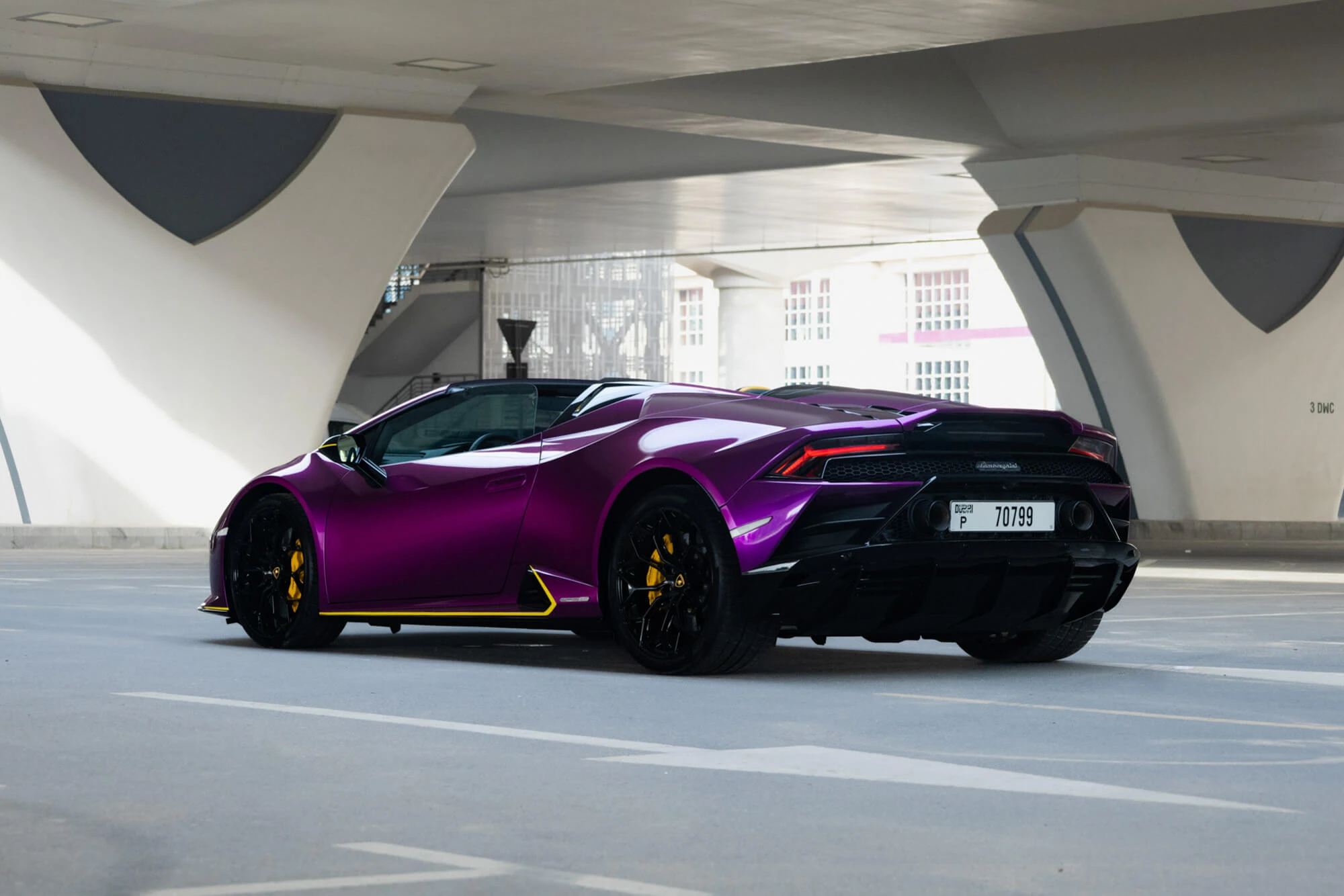 兰博基尼 Huracan Evo Spyder 紫色跑车