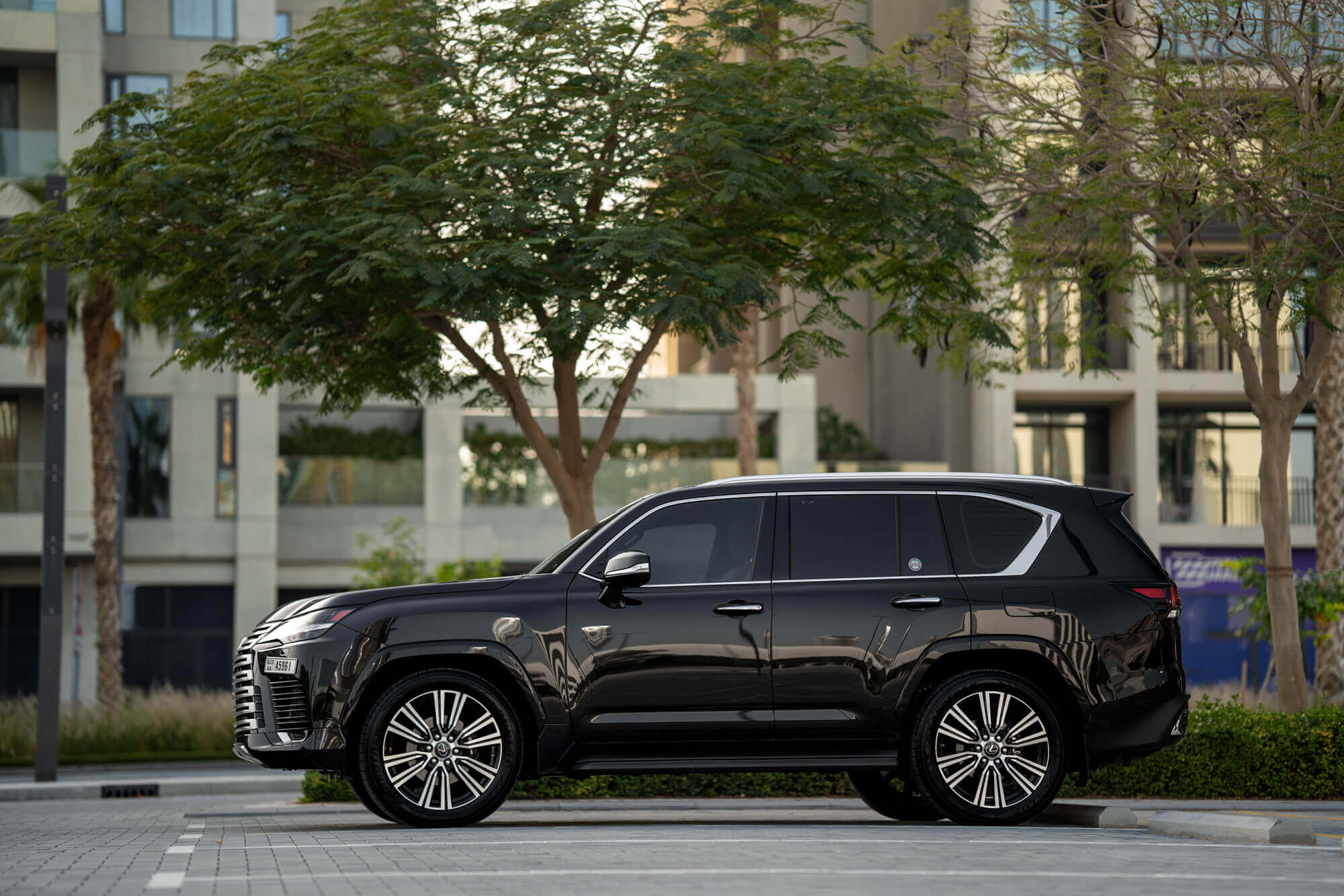 Lexus LX600 Black