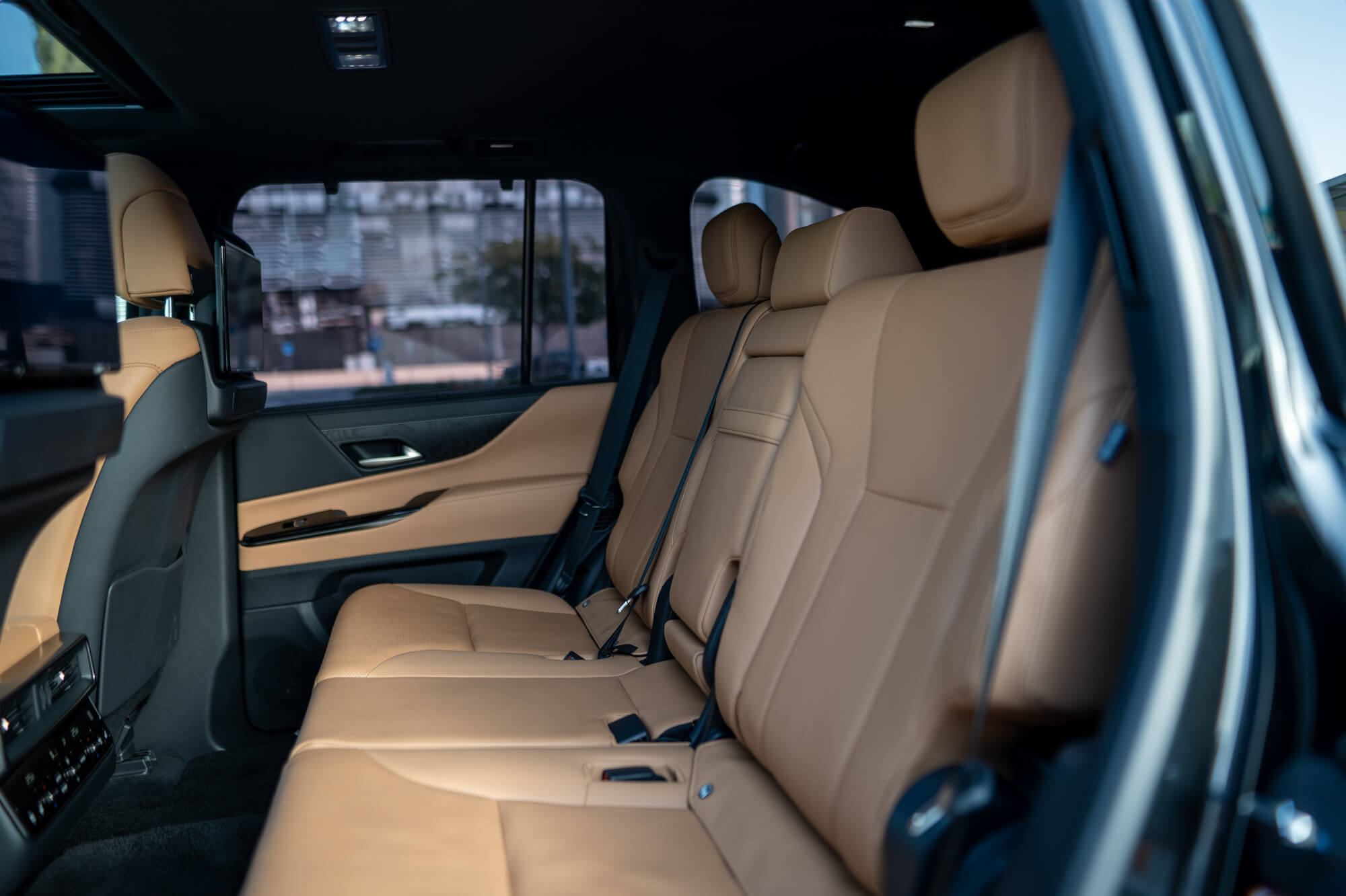 Lexus LX600 Black