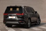 Lexus LX600 Черный