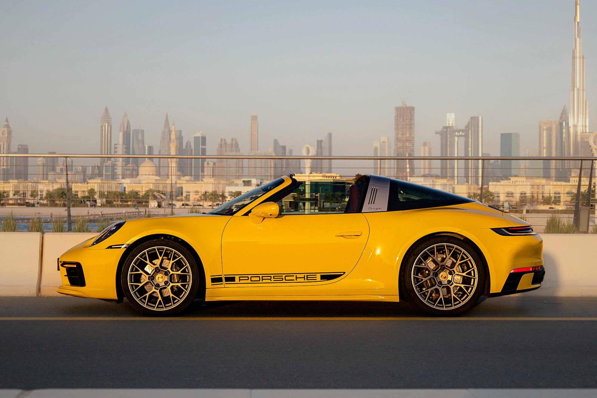 Porsche 911 Targa 4 Yellow