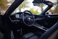 黑色保时捷 911 Turbo S
