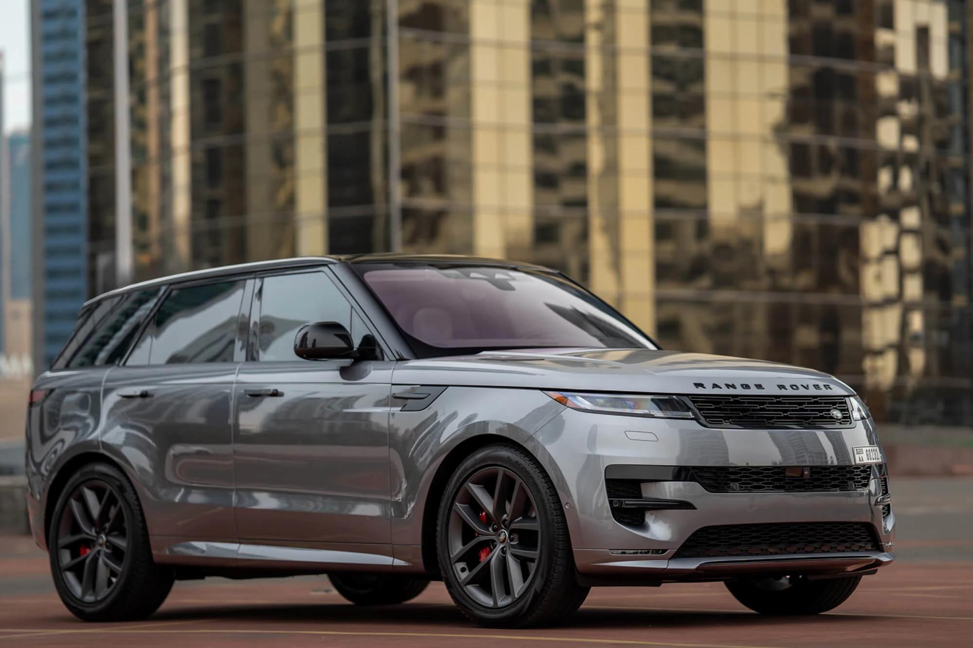 Noleggio Range Rover Sport Grey a Dubai