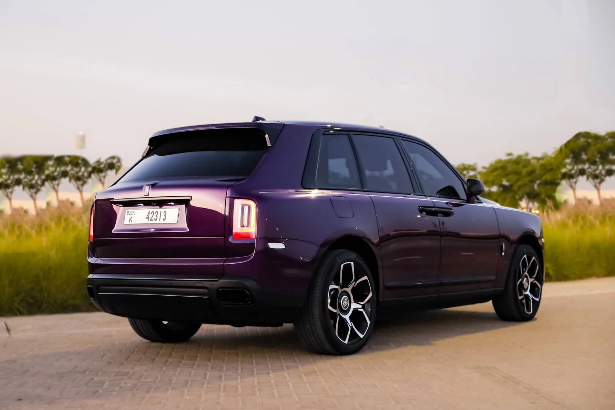 Rolls-Royce Cullinan Violet