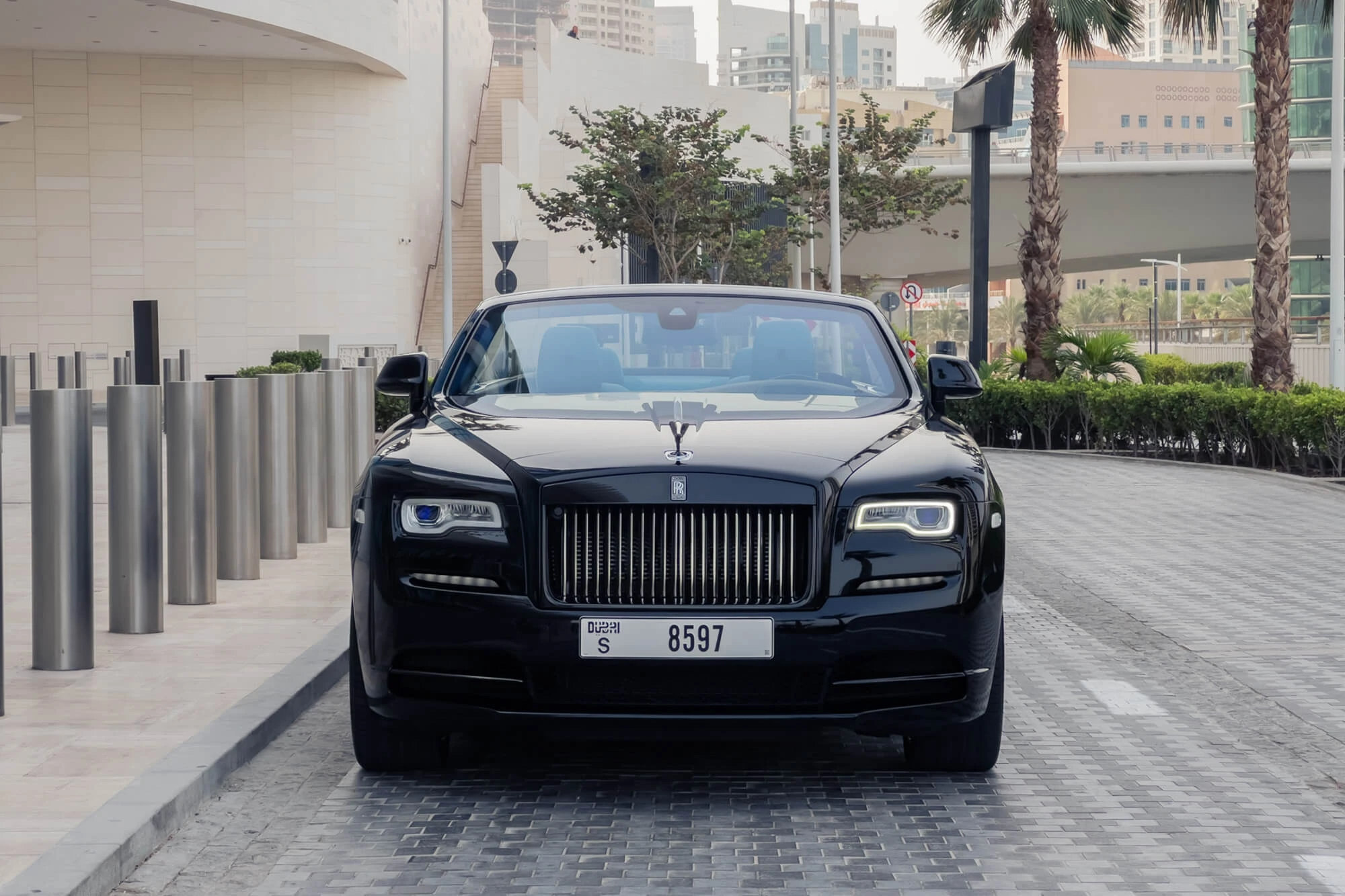 Rolls-Royce Dawn Black