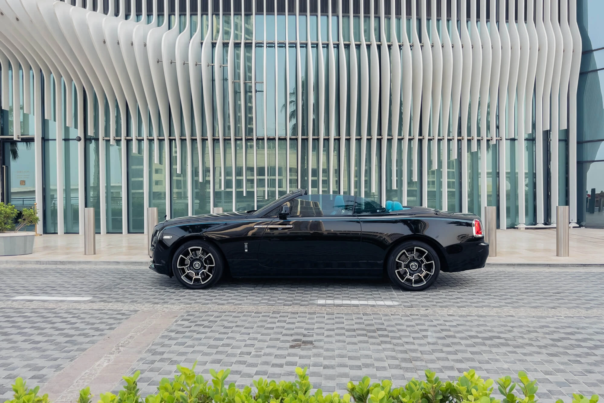 Rolls-Royce Dawn zwart