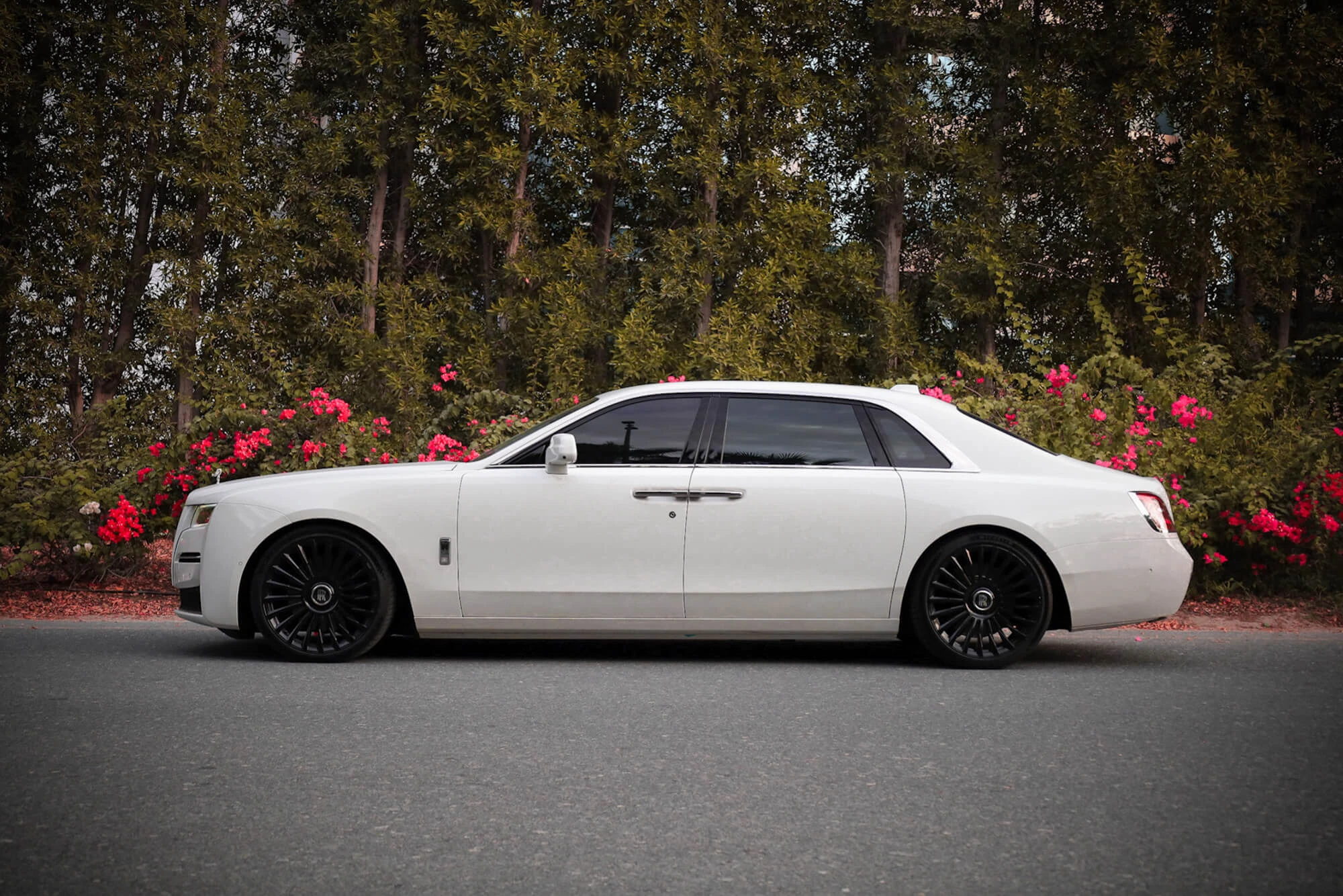 Rolls-Royce Ghost White