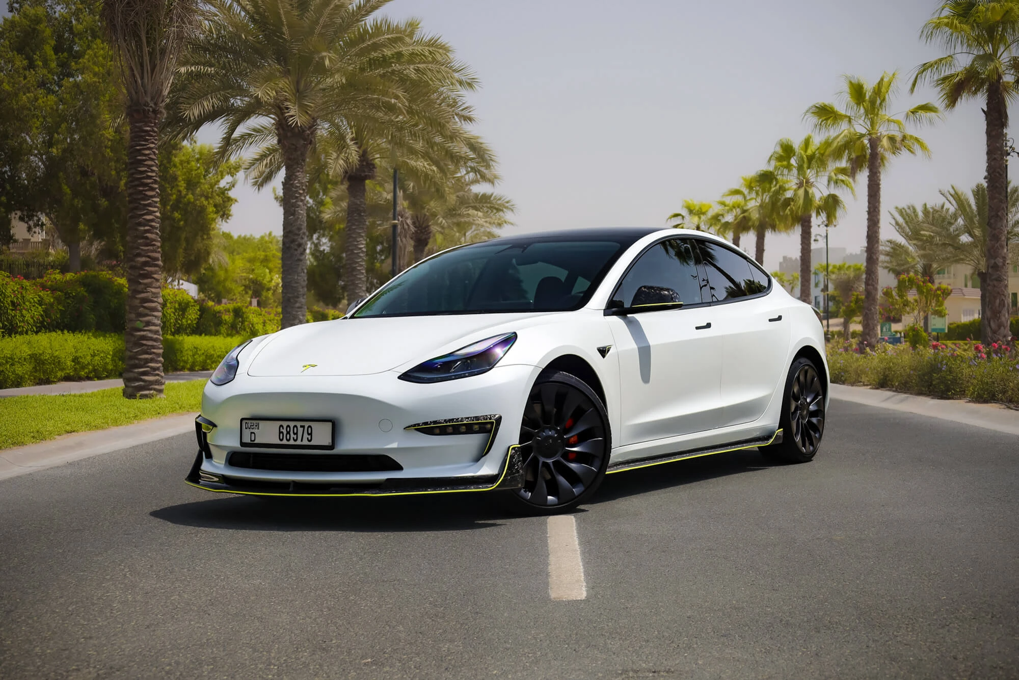 Tesla Model 3 Leistung Weiß