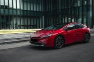 Toyota Prius Prime Kırmızı