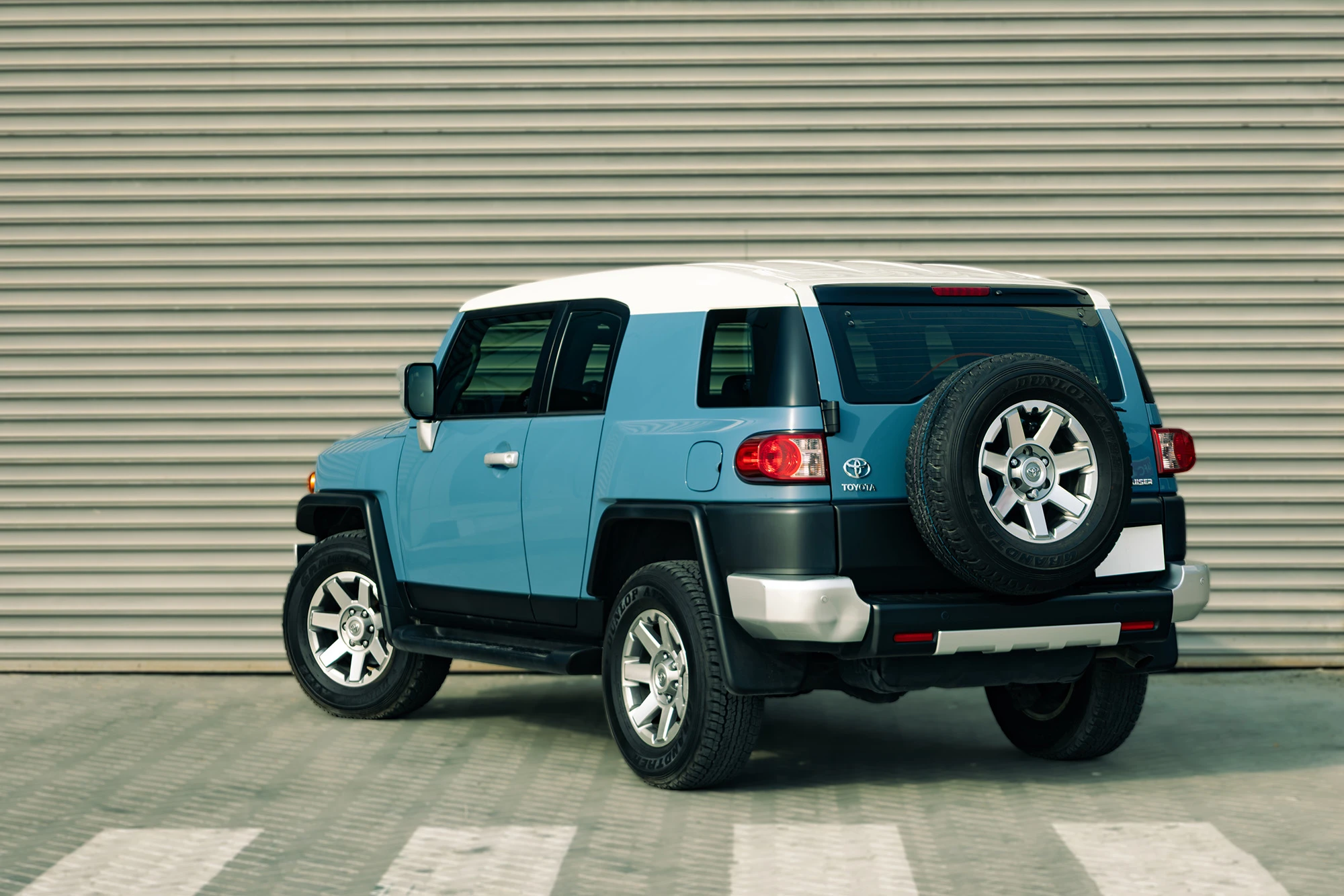 Toyota FJ Cruiser Blue
