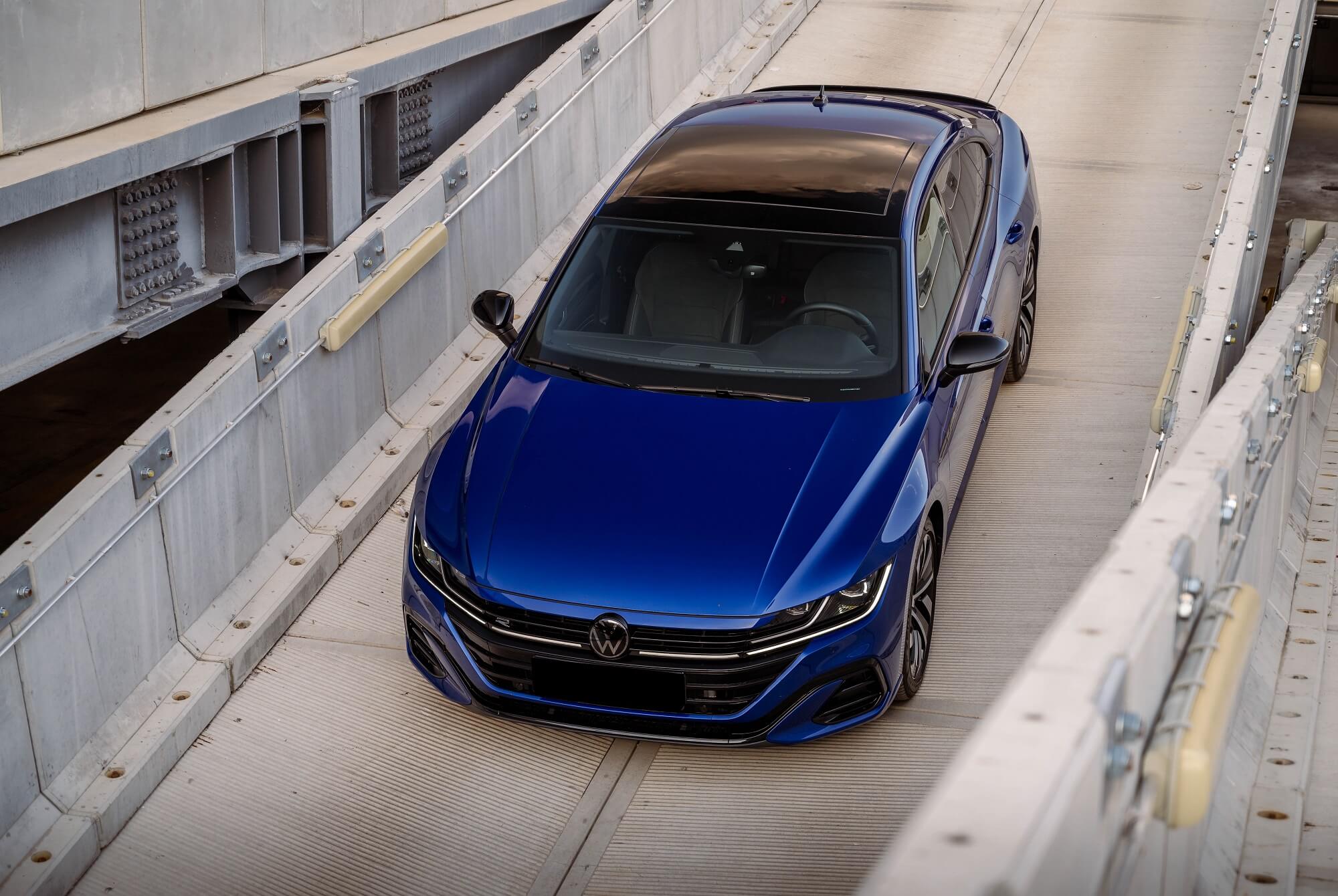 Volkswagen Arteon Blue