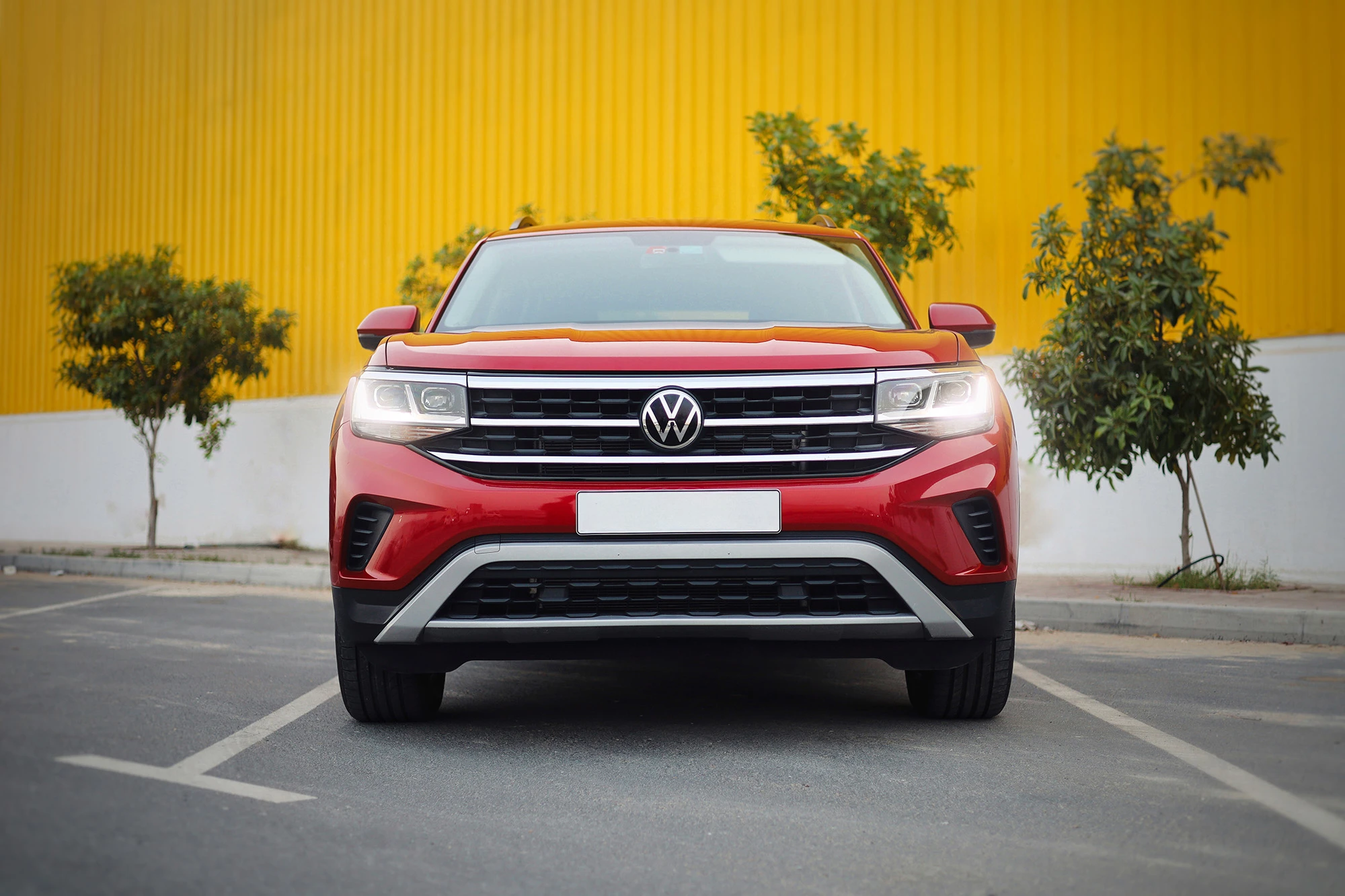 Volkswagen Teramont 7-Sitzer Rot
