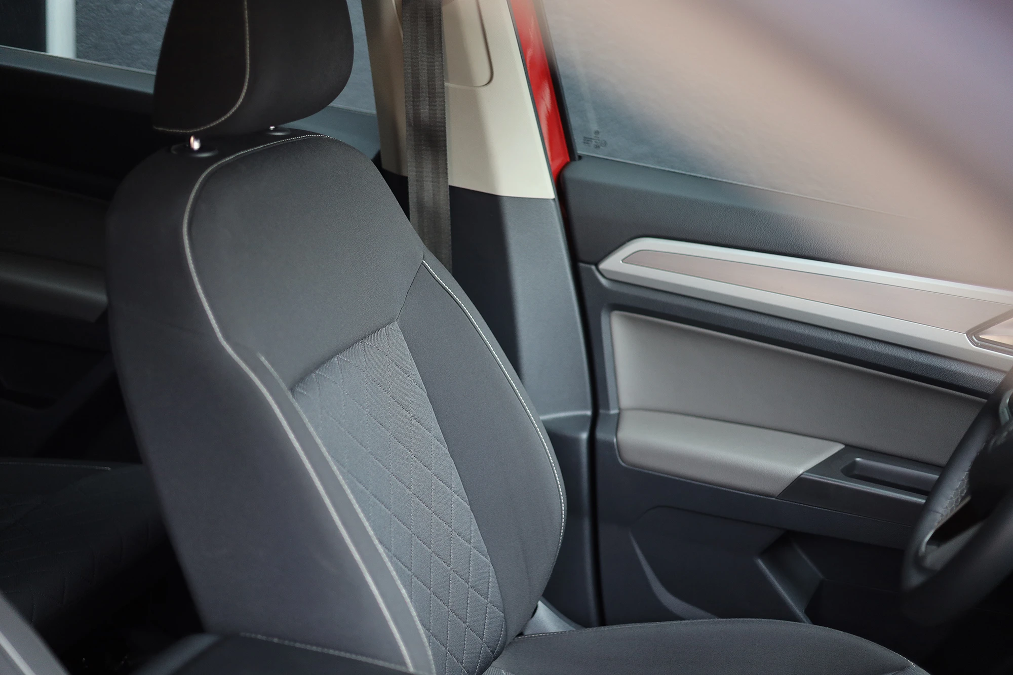 Volkswagen Teramont 7-Sitzer Rot