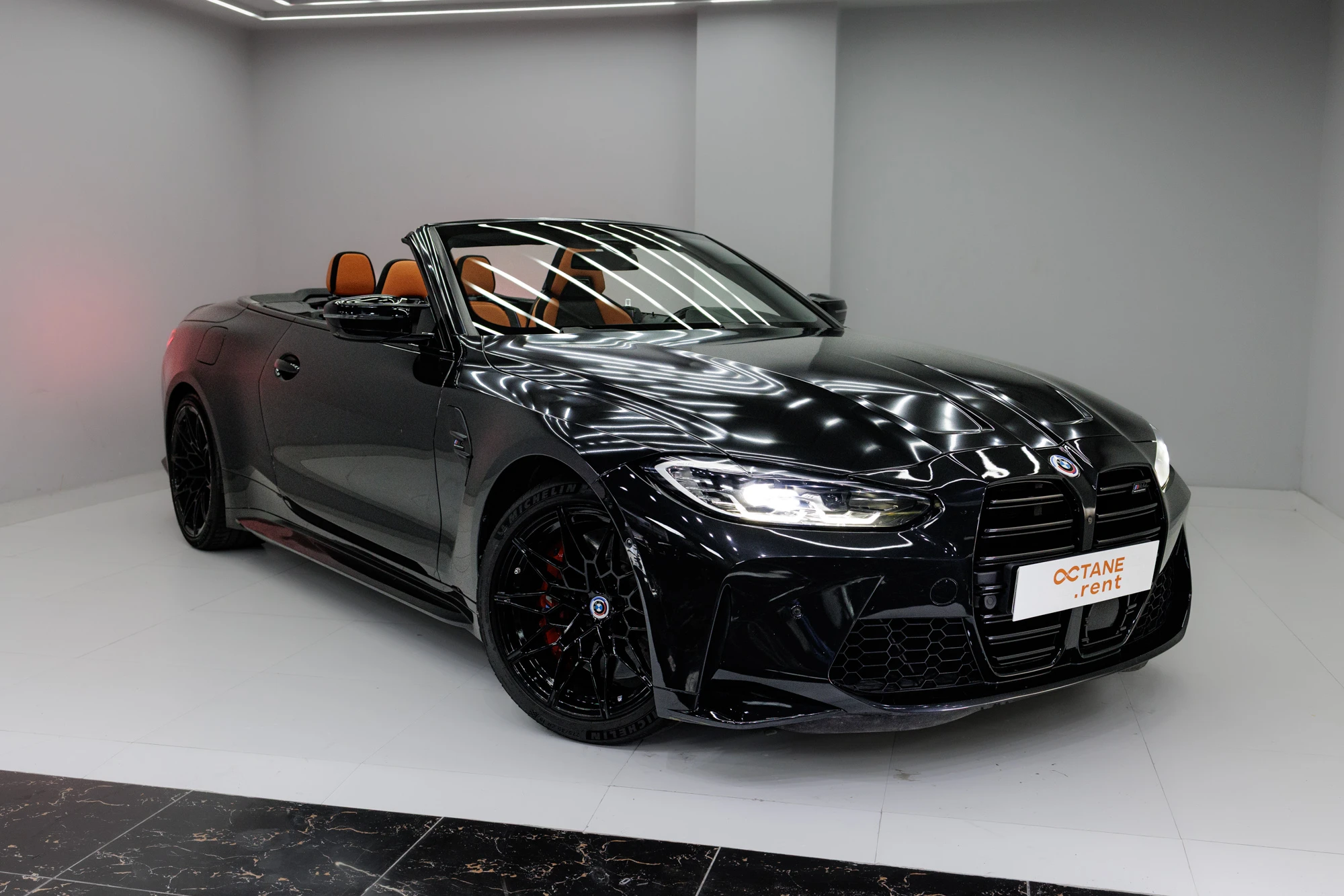 BMW M4 Competition Convertible Noir
