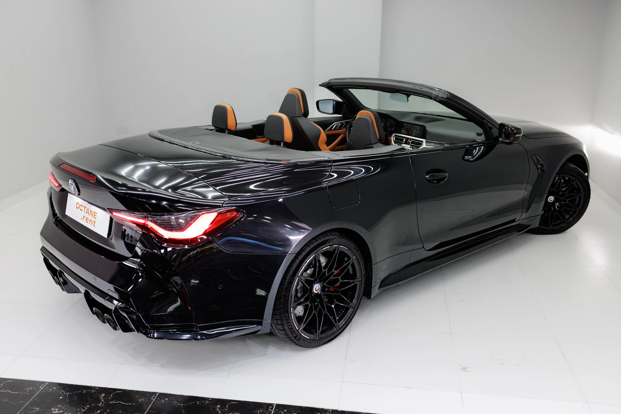 BMW M4 Competition Convertible Noir