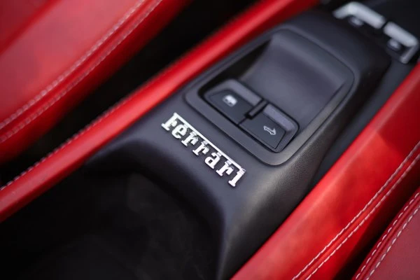 Ferrari F8 Tributo Spider Red