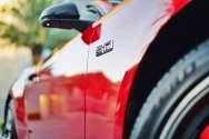 موستانج GT الجيل الجديد المكشوفة باللون الأحمر موستانج GT الجيل الجديد المكشوفة باللون الأحمر