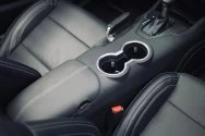 موستانج GT الجيل الجديد المكشوفة باللون الأحمر موستانج GT الجيل الجديد المكشوفة باللون الأحمر