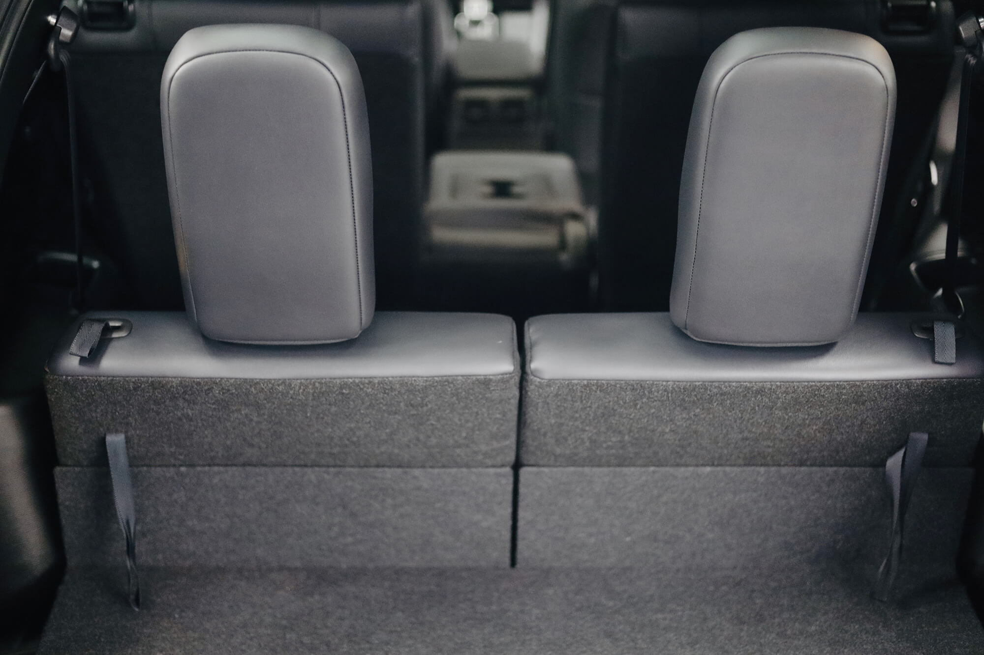Mitsubishi Outlander 7-Seater Brown