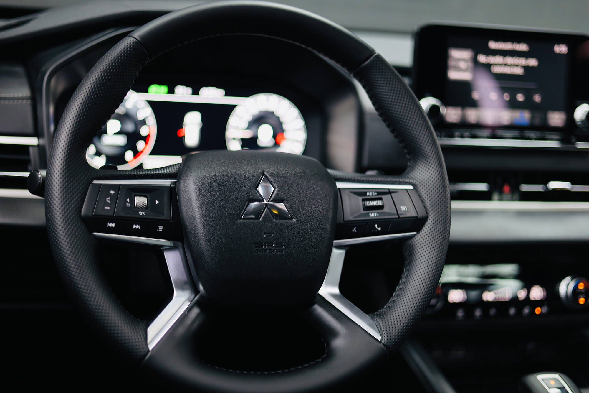 Mitsubishi Outlander 7-Seater Brown