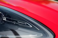 Porsche Macan Rood