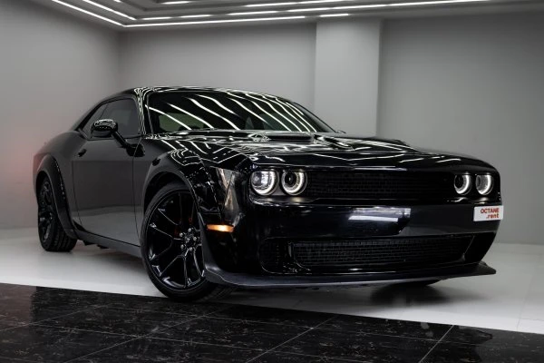 Dodge Challenger Schwarz