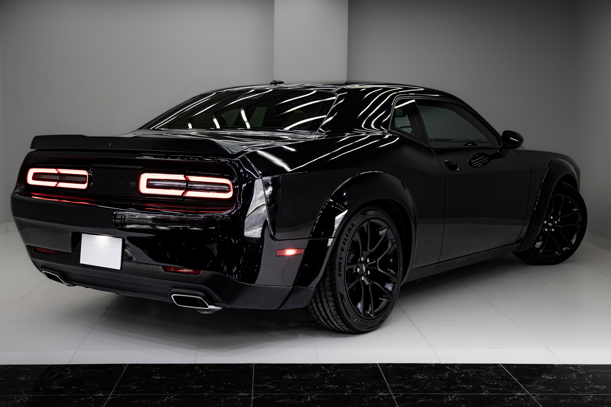 Dodge Challenger Black