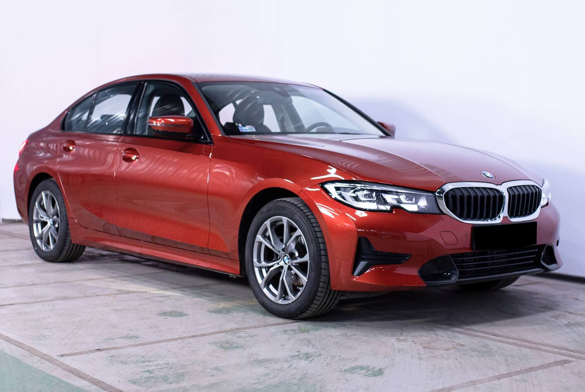 BMW 318 Red