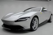 Ferrari Roma Cinzento