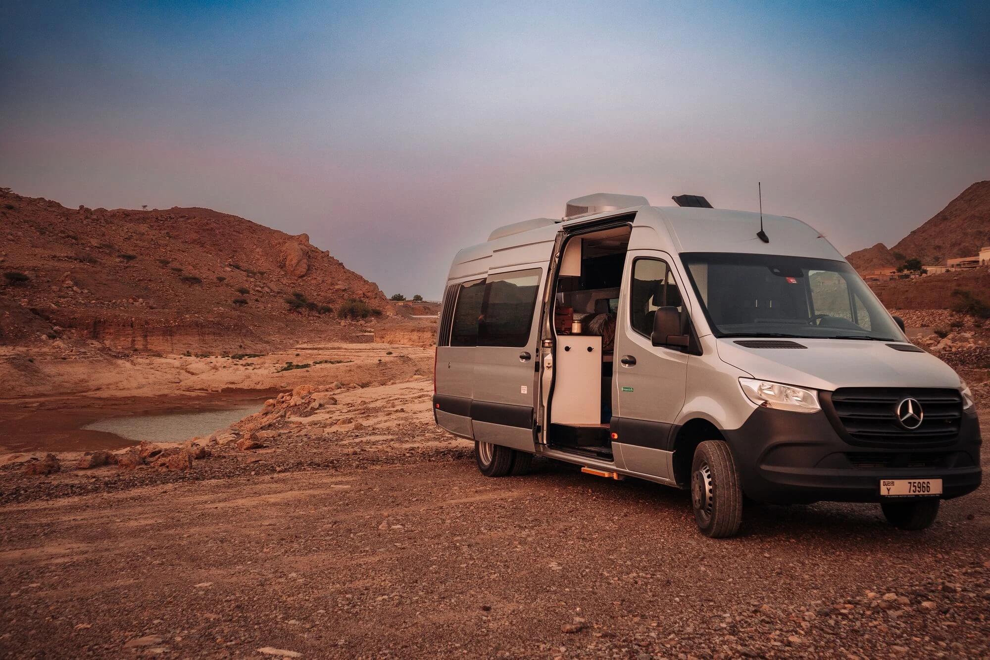 Mercedes Benz Sprinter Gris - Camping-car