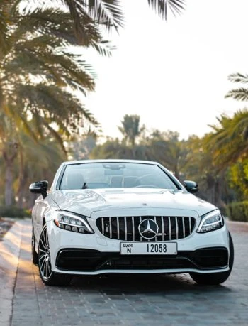 Mercedes C300 Белый