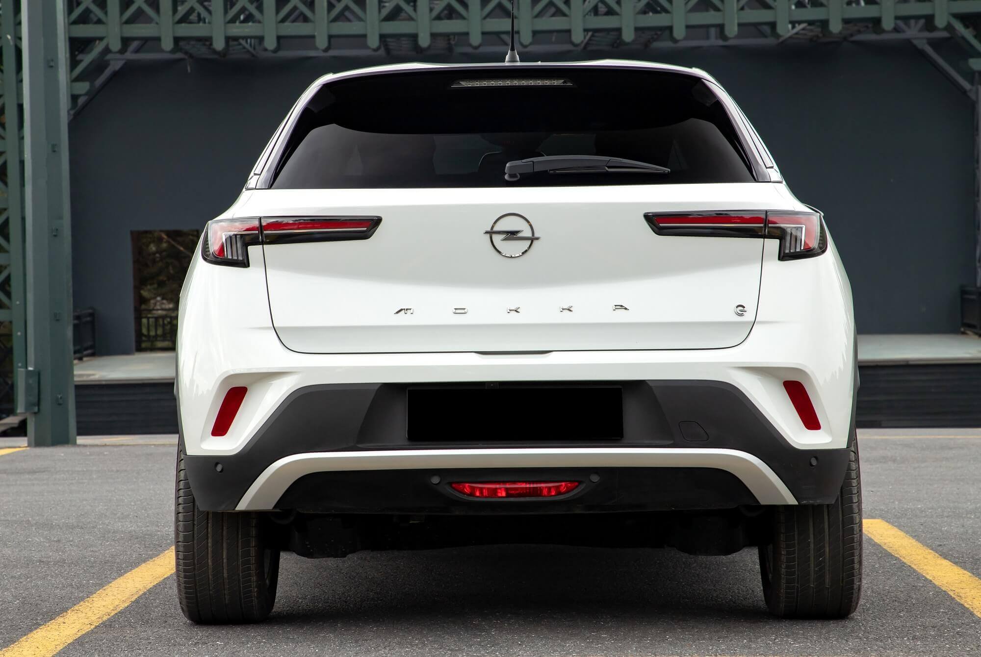 Opel Mokka White