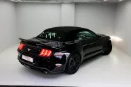 Ford Mustang Черный