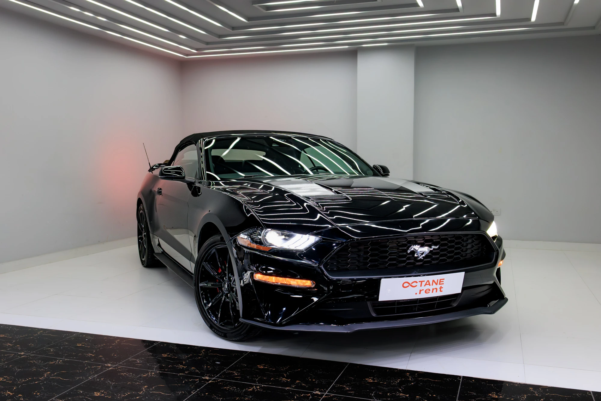 Ford Mustang Черный