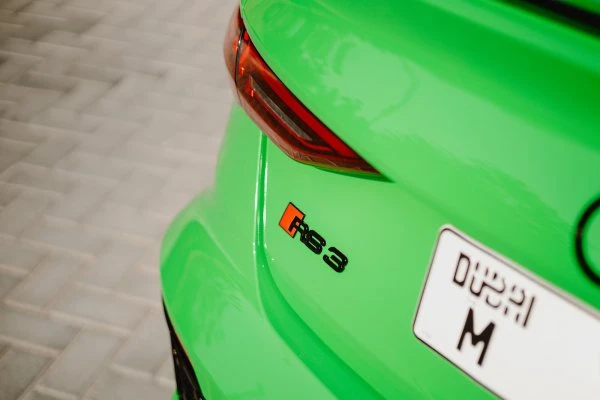 Dubai'de Audi RS3 Green Kiralama - Octane.Rent