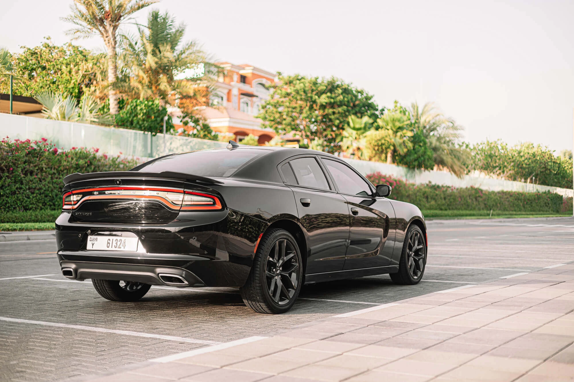 Dodge Charger svart