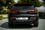 Genesis GV70 Nero