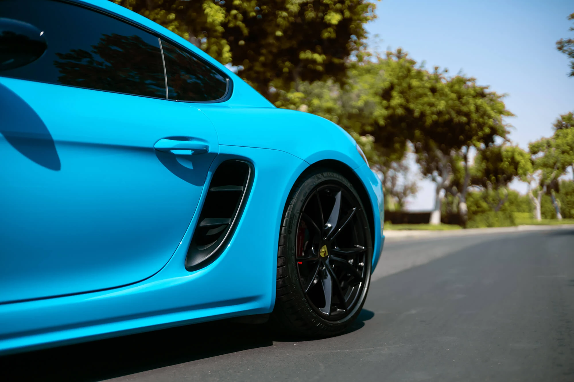 Porsche Cayman S Miami Blue