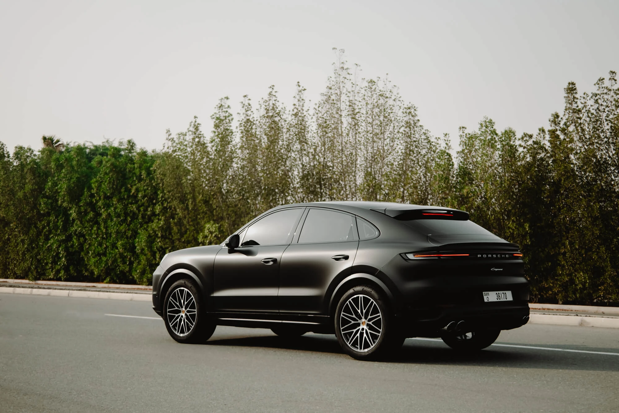 Porsche Cayenne Coupe Siyah