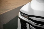 טויוטה לנד קרוזר 300 לבן טויוטה לנד קרוזר 300 לבן