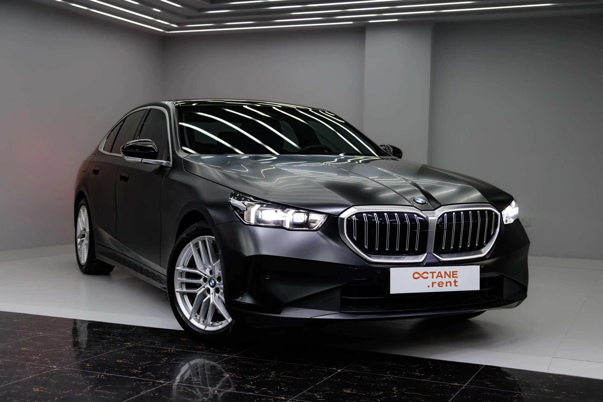 BMW 520 New Gen Schwarz matt