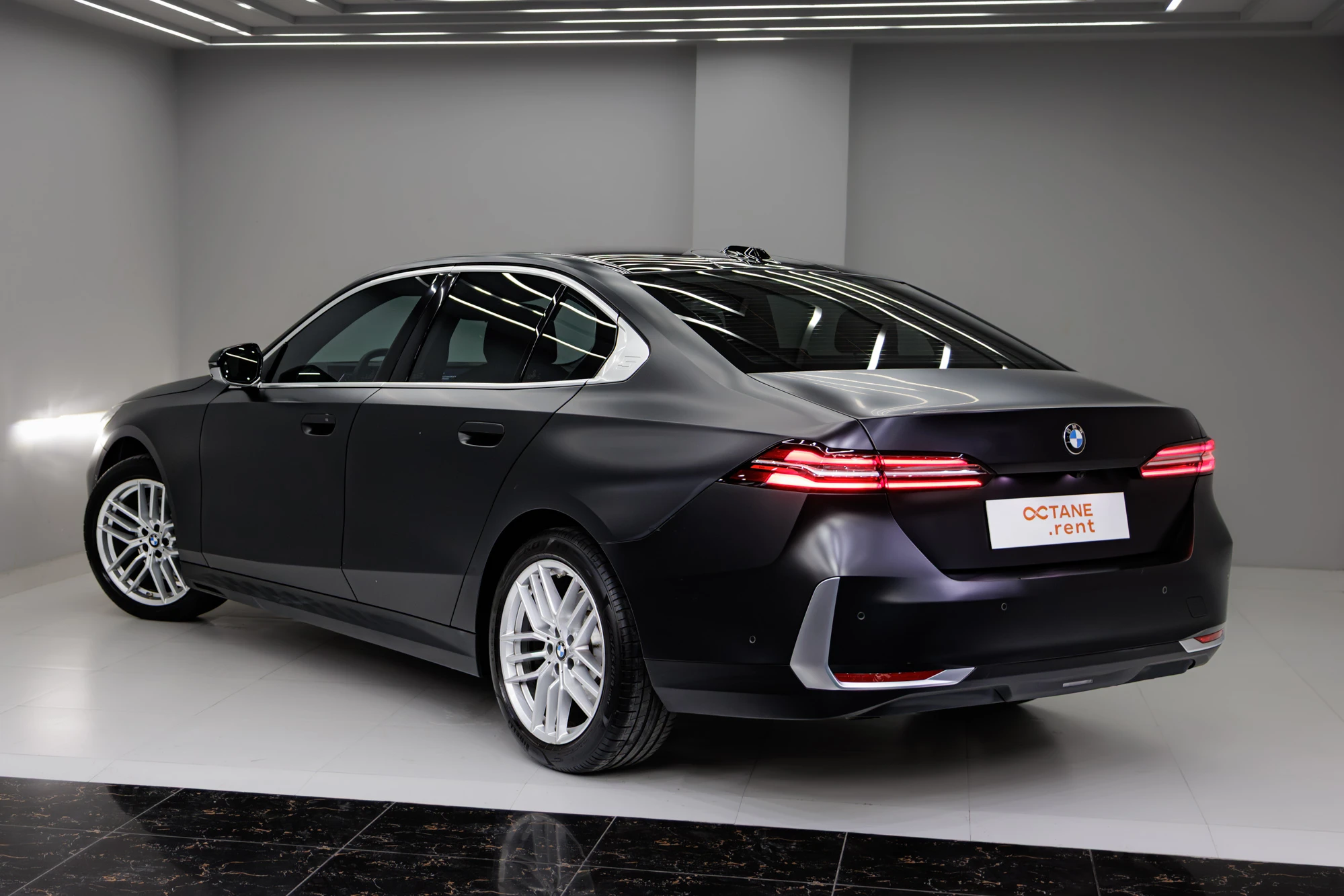 BMW 520 New Gen Schwarz matt
