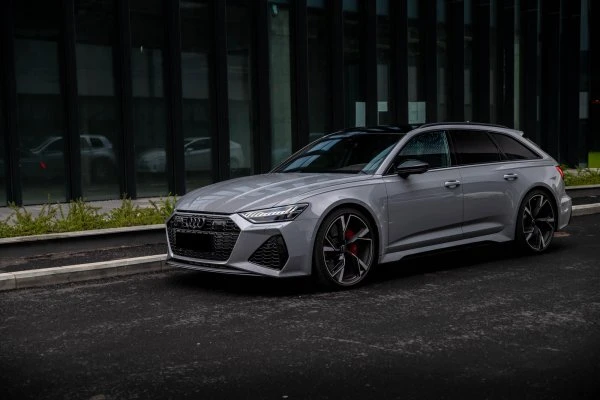 Audi RS6 Grigio