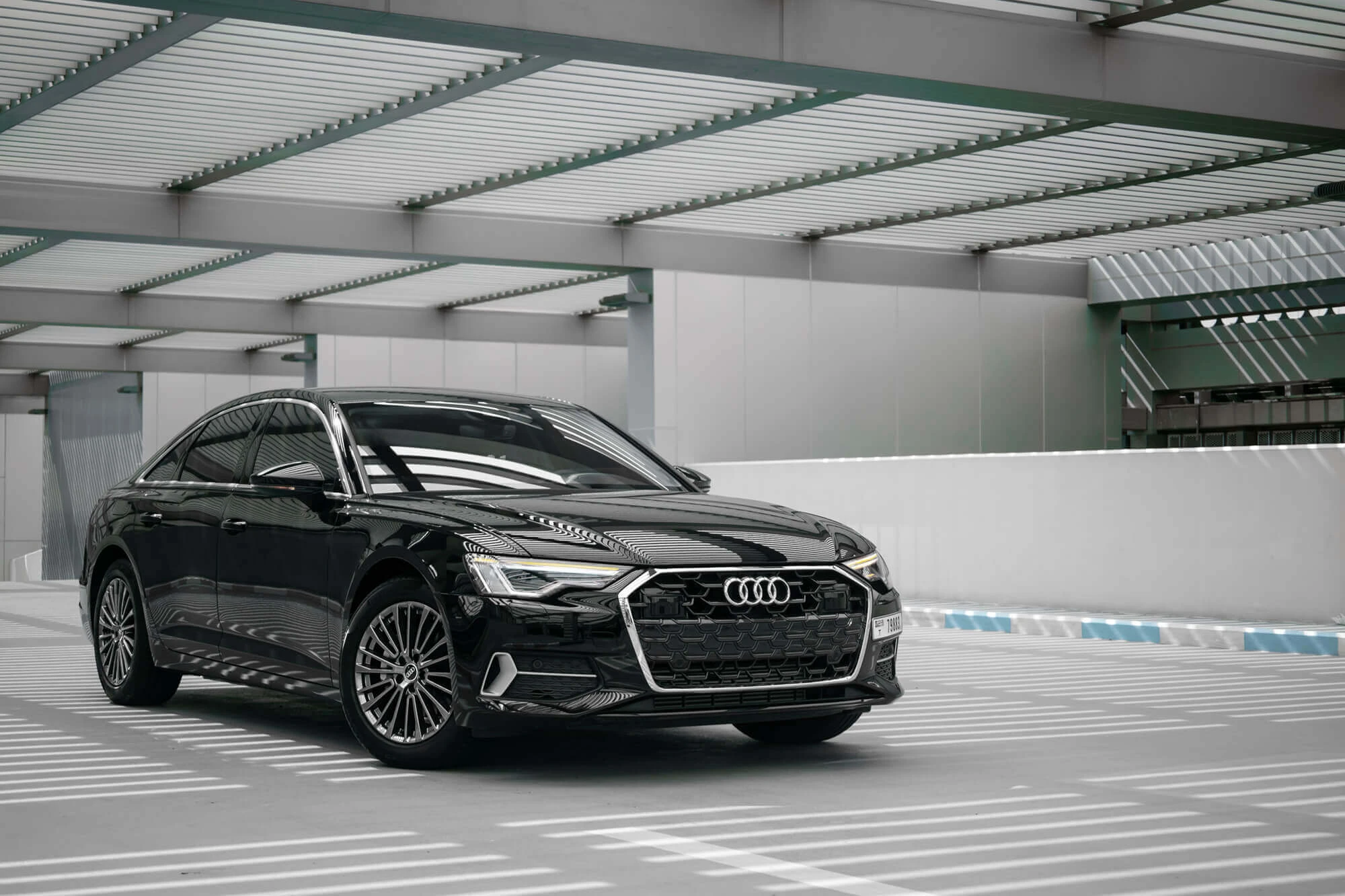 Audi A6 черный